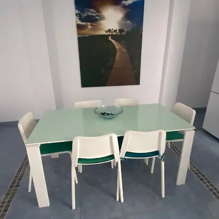 Islas Malvinas 39 Apartment *