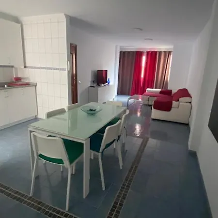 Islas Malvinas 39 Apartment *